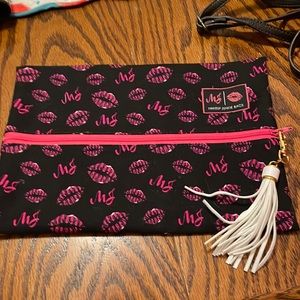 Makeup junkie bag. Medium